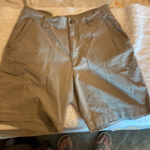 Columbia Other - COLUMBIA Khaki Casual Cargo Shorts